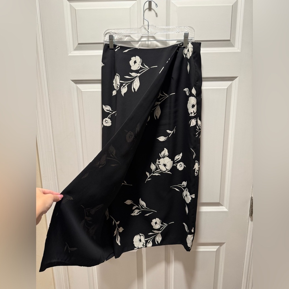 Talbots Floral Maxi Skirt​​​​ - Picture 4 of 7